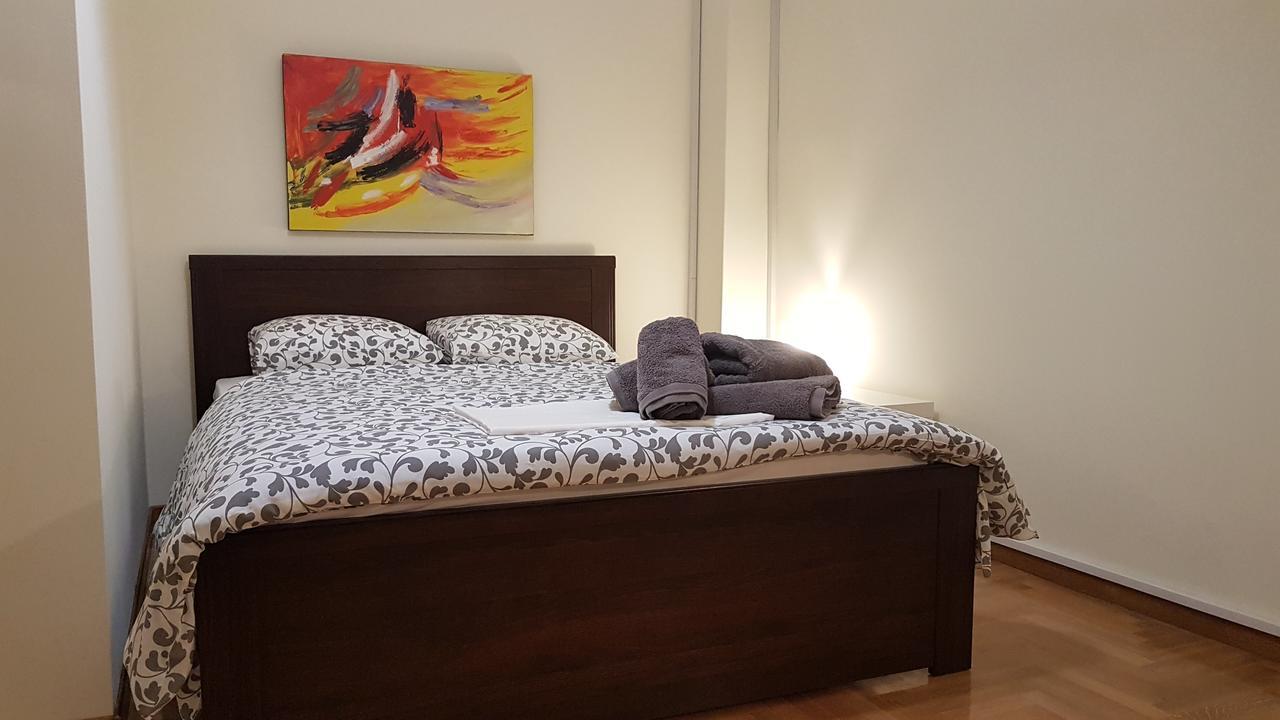Menta Errathens Apartment - Athens Center, 5 Bd, 2 Bath Exterior photo